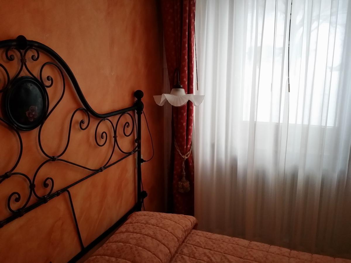 Albergo Diana チェッレート・ラーギ 部屋 写真